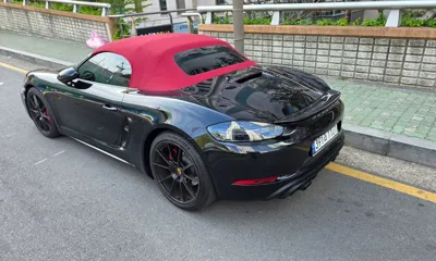 Porsche 718