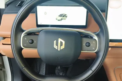 Leapmotor C10