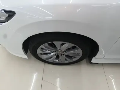 Honda Jade