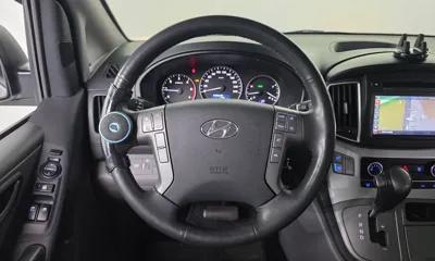 Hyundai Starex