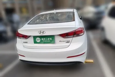 Hyundai Elantra (6th Generation