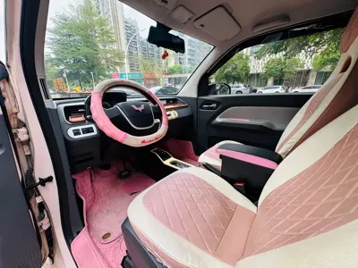 Wuling MINIEV