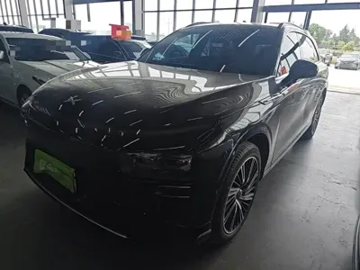 Xpeng G9