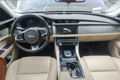 Jaguar XFL