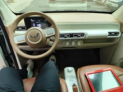Wuling MINIEV