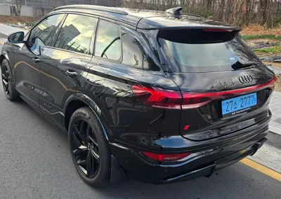 Audi Q6 e-tron