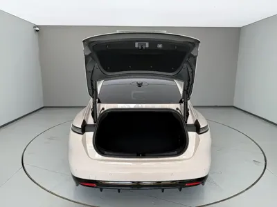 Nio ET5