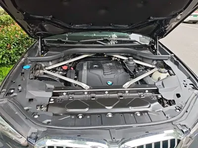 BMW X5 (Import)