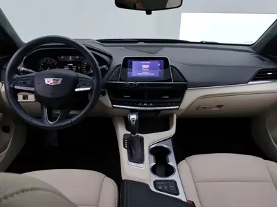 Cadillac CT4
