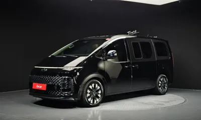 Hyundai Staria