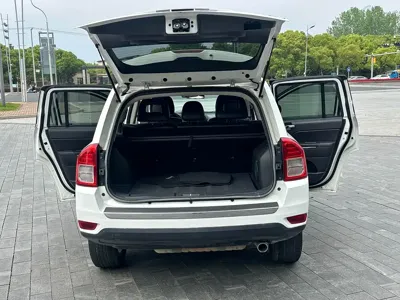 Jeep Compass (Import)