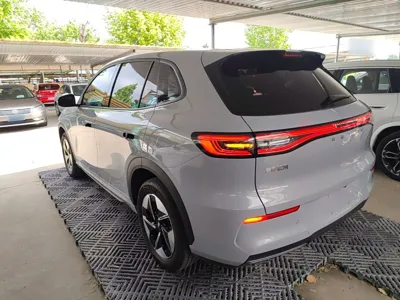 Geely Galaxy E5