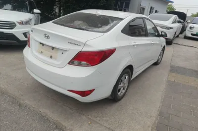 Hyundai Verna (older generation)