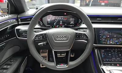 Audi S8