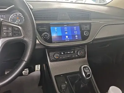 Geely Emgrand GS