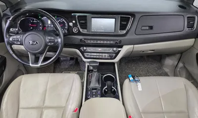Kia Canival