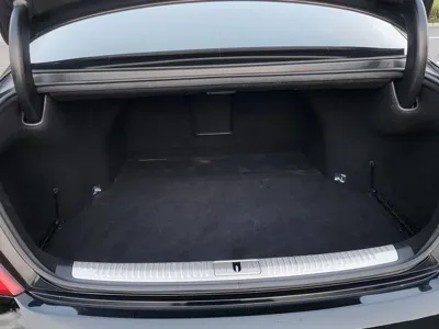 Genesis EQ900