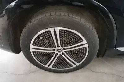 Mercedes-Benz EQS SUV