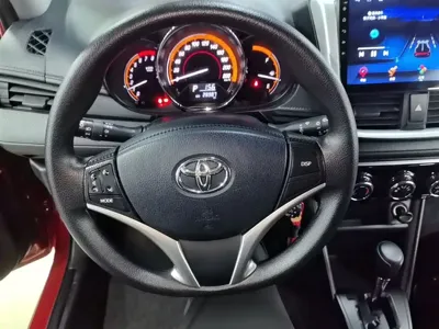 Toyota Yaris L