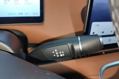 Leapmotor C16