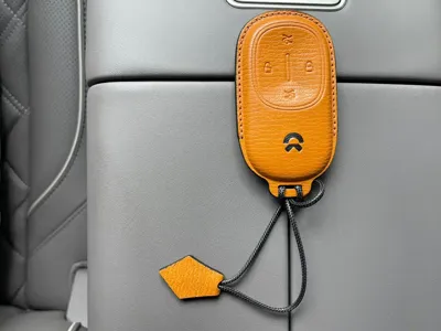 Nio ES8