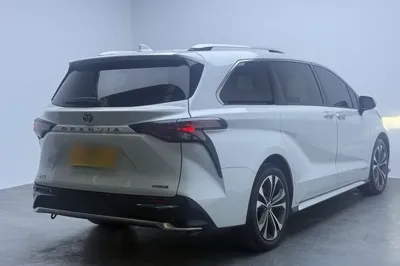 Toyota Granvia