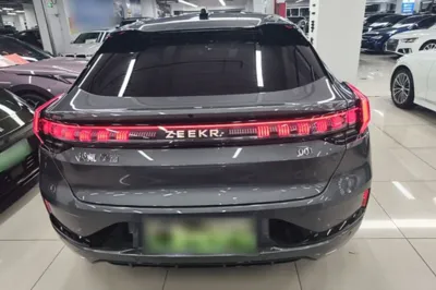 Zeekr 001