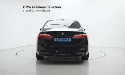 BMW i5