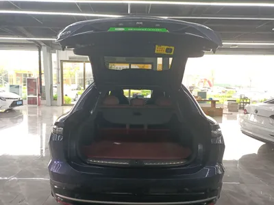 Nio EC6