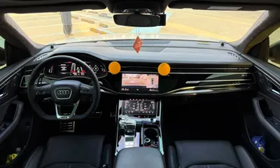 Audi RSQ8