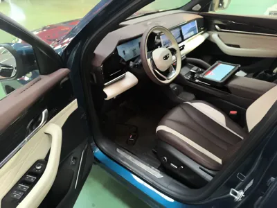 Geely Monjaro L