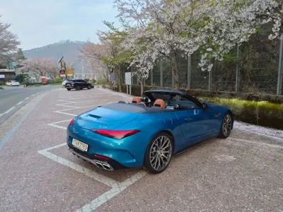 Mercedes-Benz SL-Class