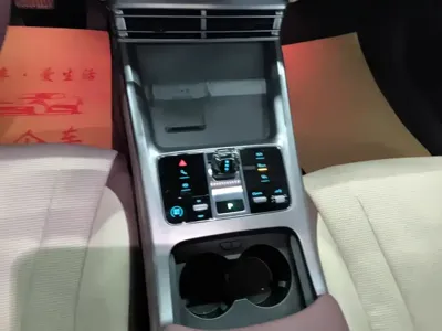 BYD Seal 07 DM-i