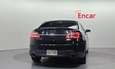 Ford Taurus