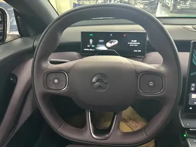 Nio ET5