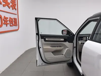 Geely ICON