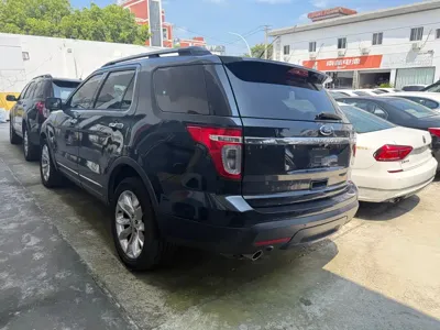 Ford Explorer (Import)