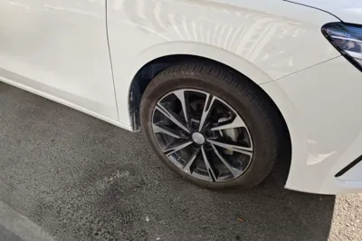 Geely Auto Emgrand