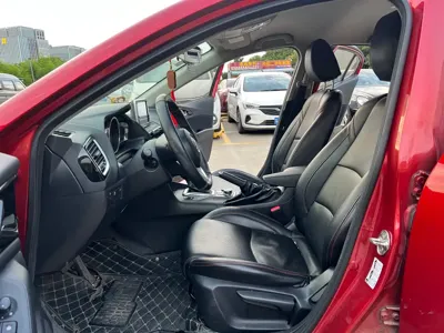 Mazda 3 Axela