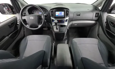 Hyundai Starex