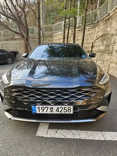 Kia K8