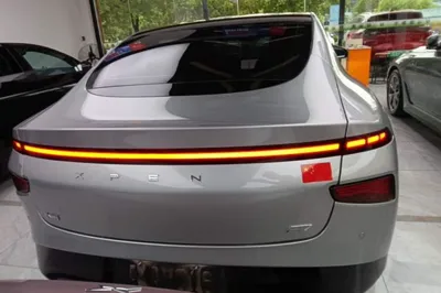 Xpeng P7