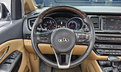 Kia Canival