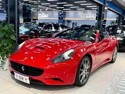 Ferrari California T