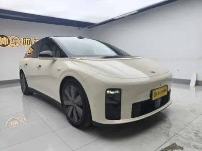 Li Auto 理想i6