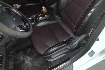 Hyundai Elantra (6th Generation