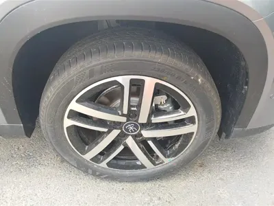 BYD L DM-i