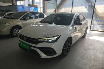 Roewe i5