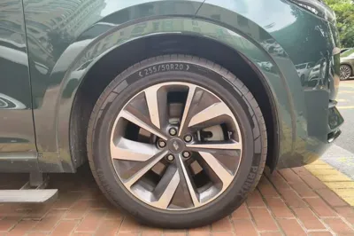 Li Auto ONE