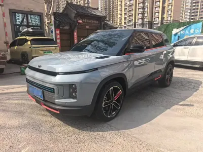 Geely ICON